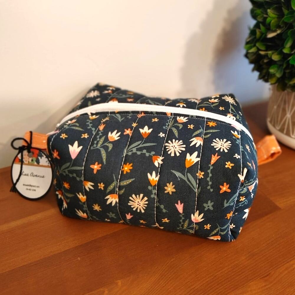 FORREST FLORAL/ Quilted/ Handmade BOXY BAG!